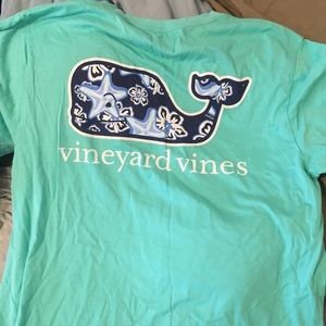 Vineyard vines T-shirt